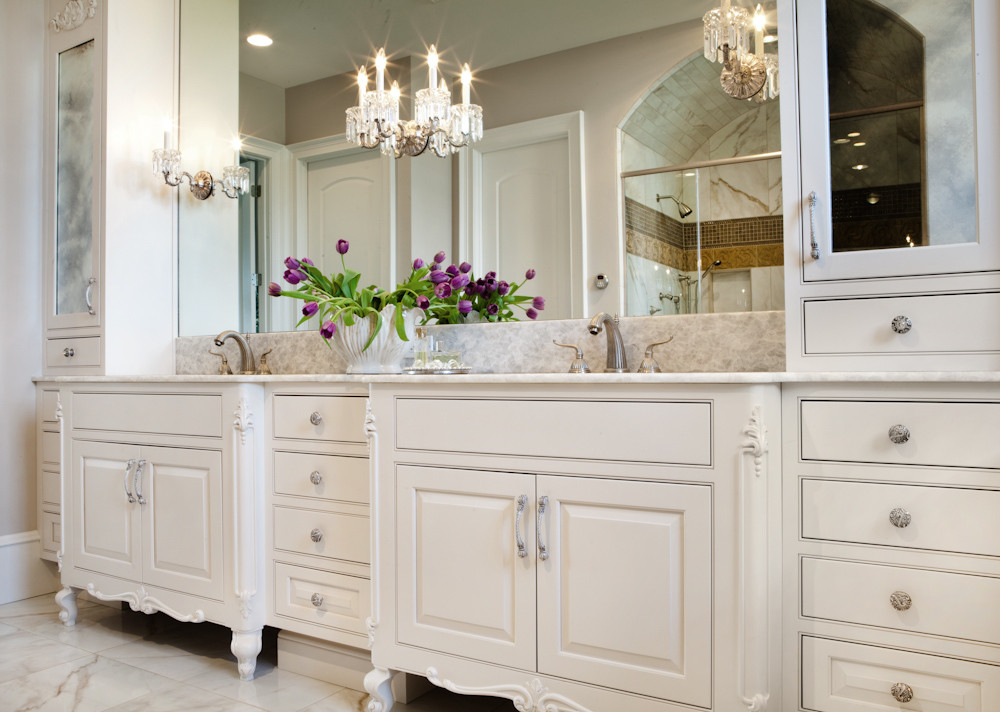 bathroom vanity cabinets