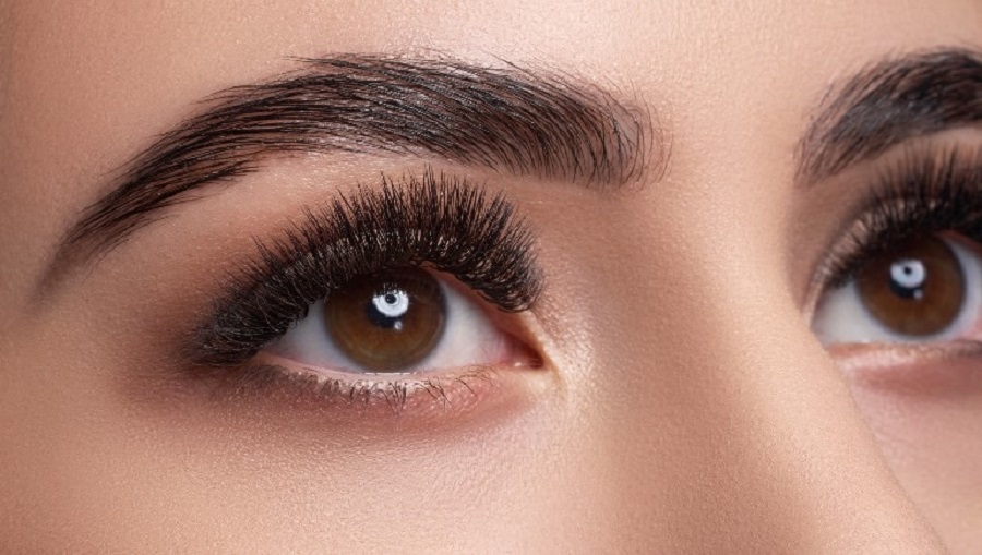 Is There A Way To Make Eyelashes Look Longer On The Face?