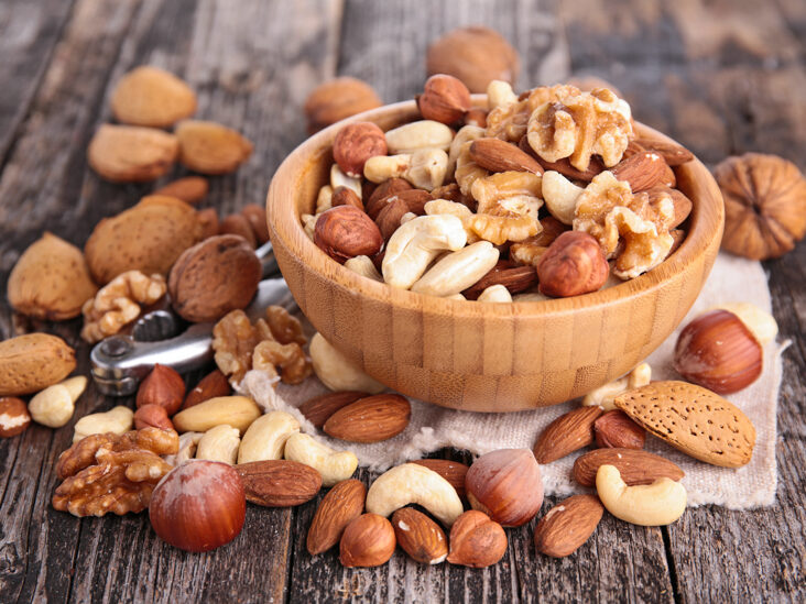 Benefits of Cashew Nuts For Men's Health